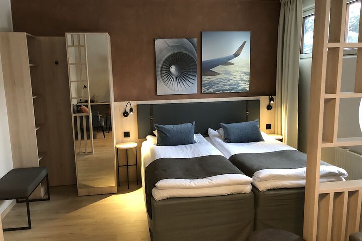 Room 11 of 64