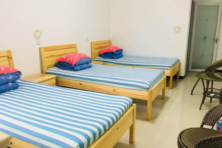 Room 11 of 15