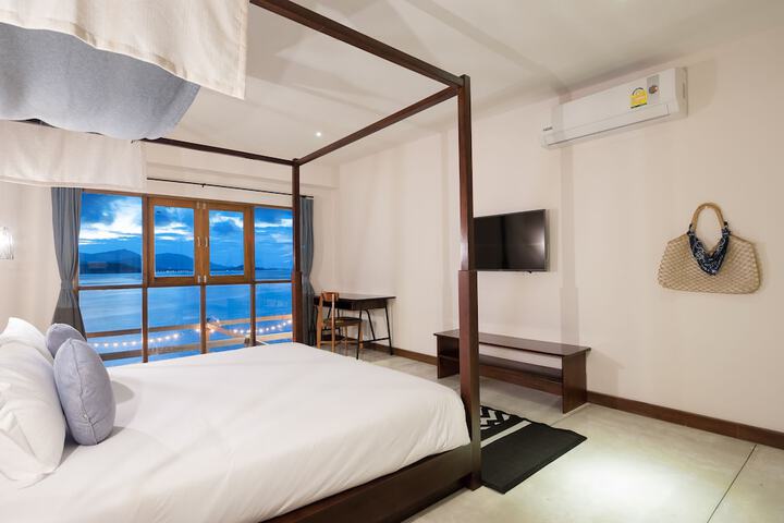 Room 46 of 148
