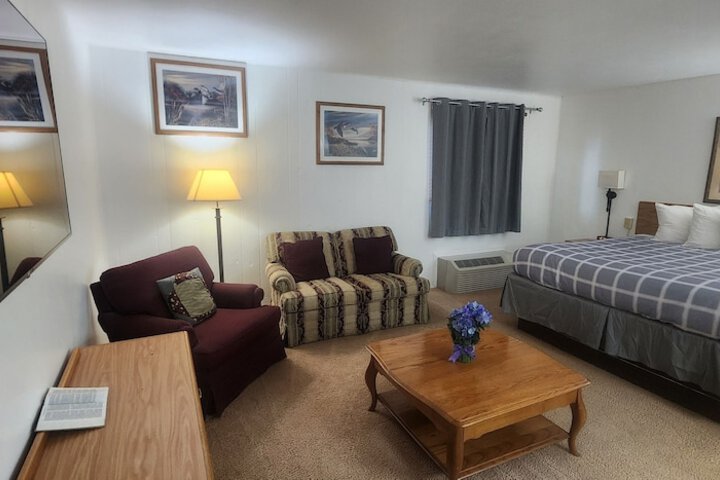 Lantern Motel in Milbank, SD