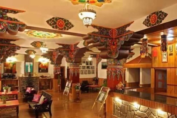 Dining Photos