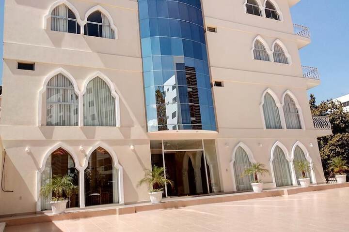 Hotel 16 of 16