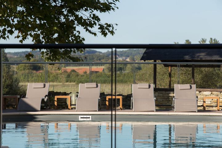Pool 44 of 82