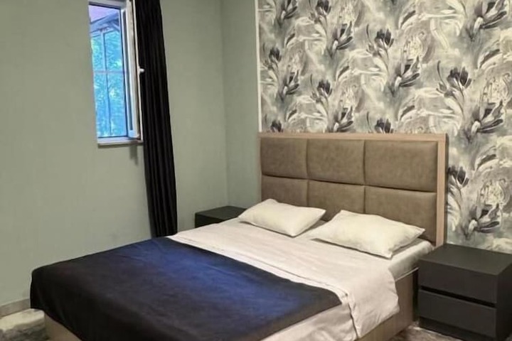 Room 21 of 30