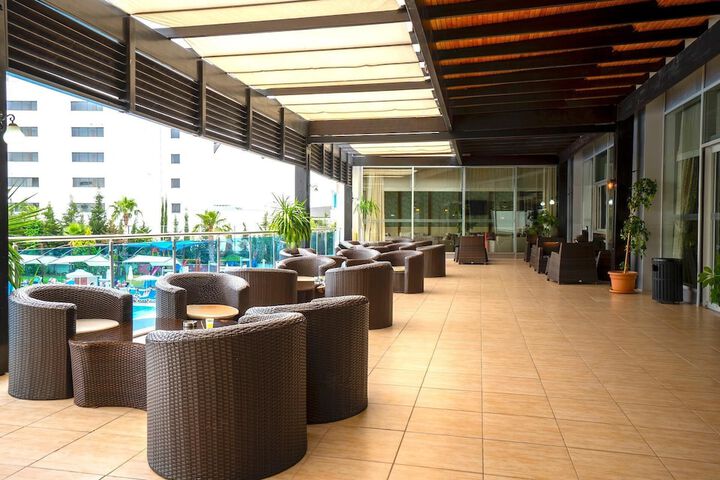 Terrace/Patio 152 of 172