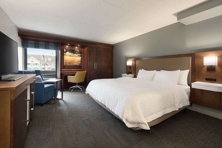 Room 14 of 30