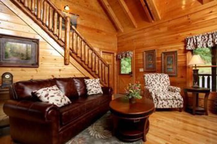 Together Again 2 Bedroom Home with Hot Tub