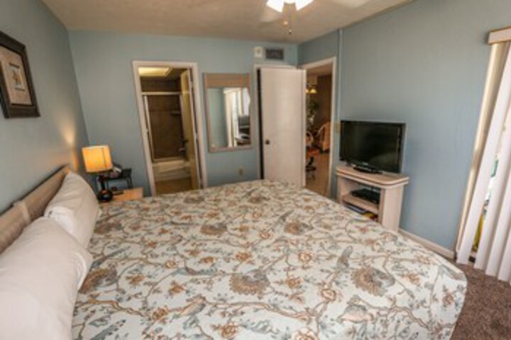 Room 17 of 17