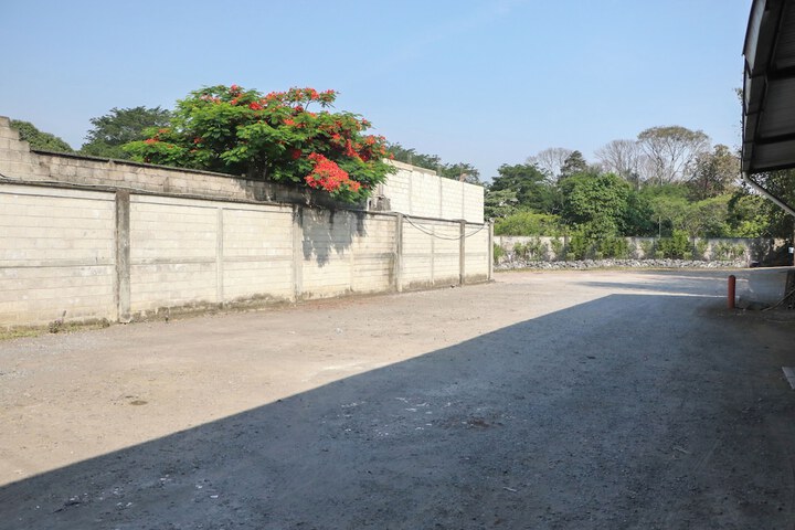 Property Grounds 26 of 35