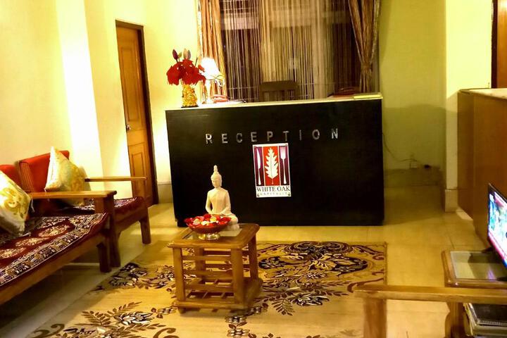 Hotel Tse Ka Residency