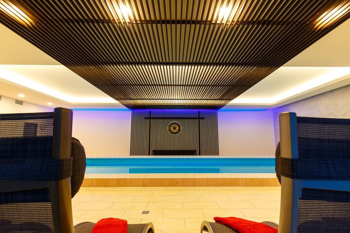 Pool 34 of 55
