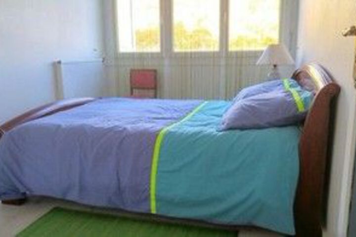 Room 8 of 17