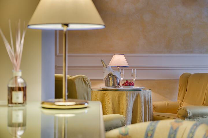 Room amenity
