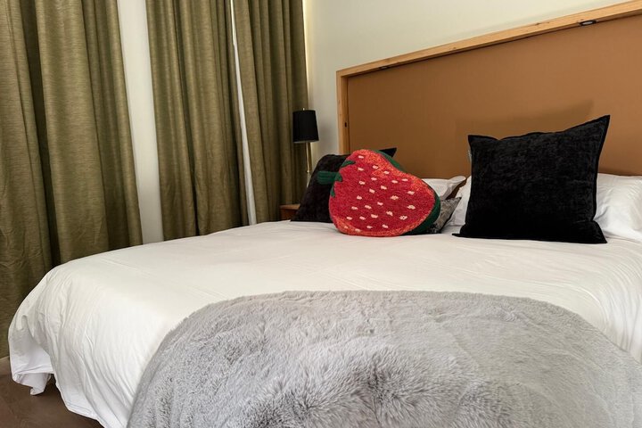 Room 54 of 153