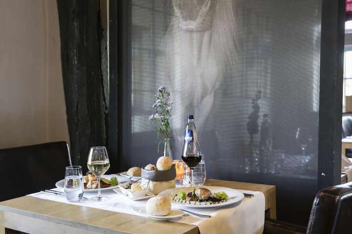 Dining Photos