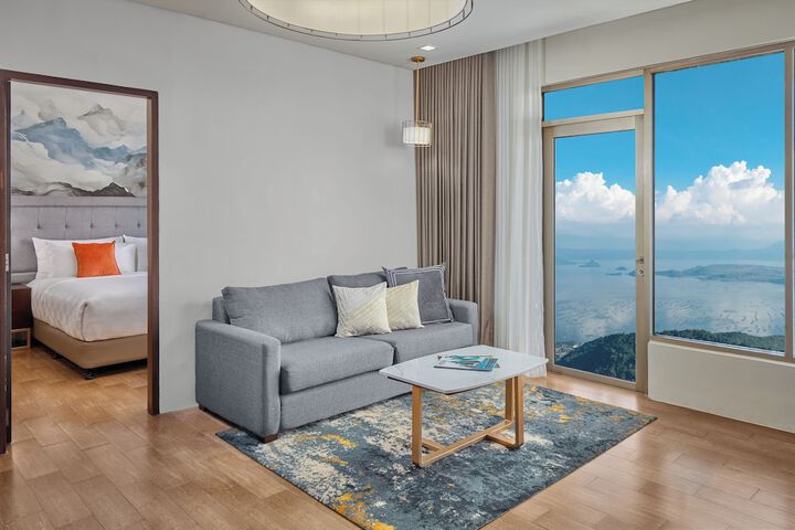 Room 15 of 130