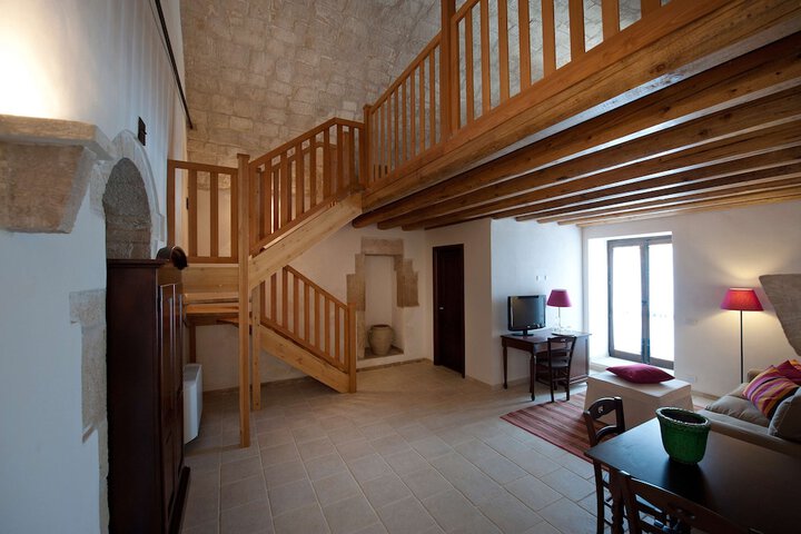 Room 4 of 57