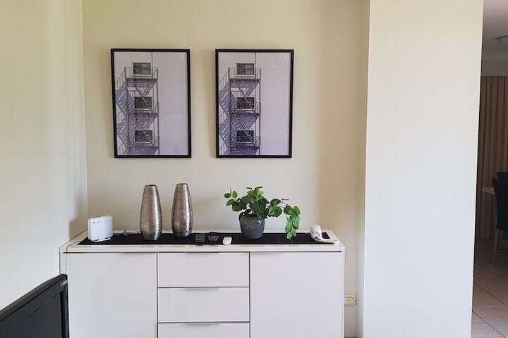 Room 25 of 51