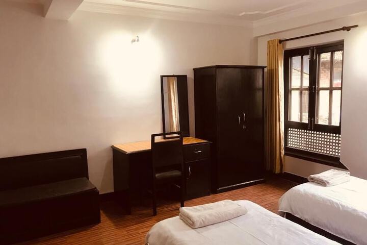 Room 7 of 31