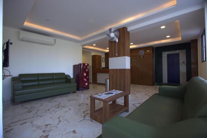 No 7 Grandeur