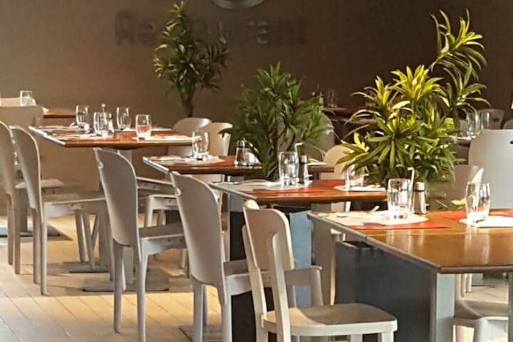 Dining Photos