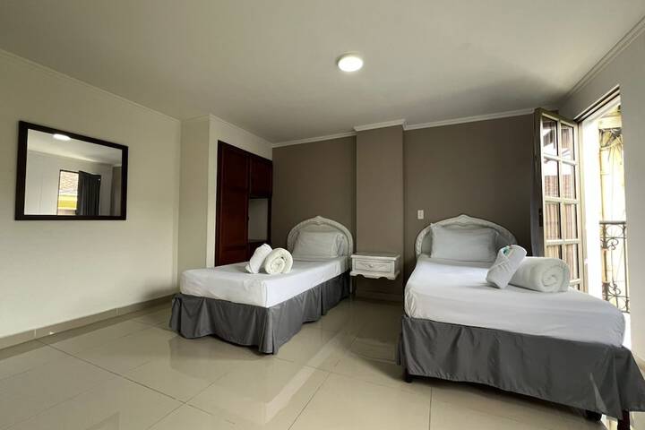 Room 28 of 61