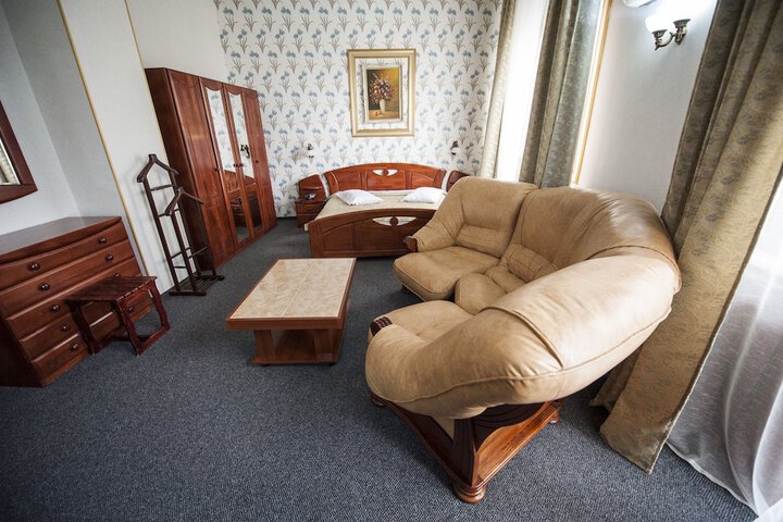 Room 36 of 72