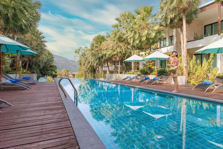 Pool Hotel