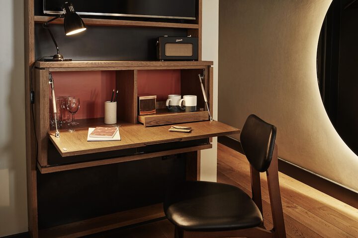 Room 30 of 54