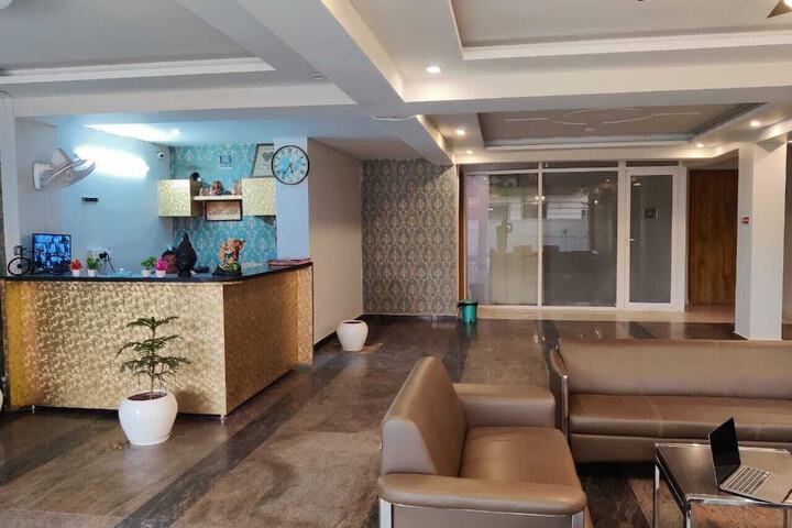 Hotel Interior 5 of 31