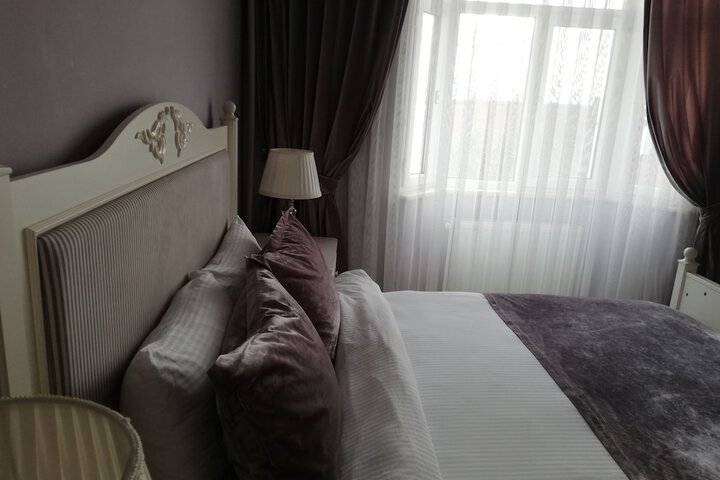Room 27 of 110