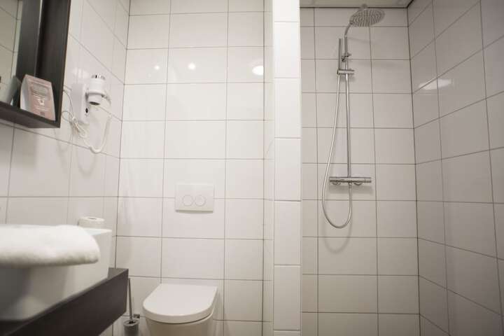 Clean Restrooms