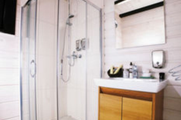 Room 2 of 61