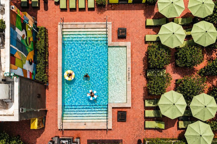 Rooftop pool
