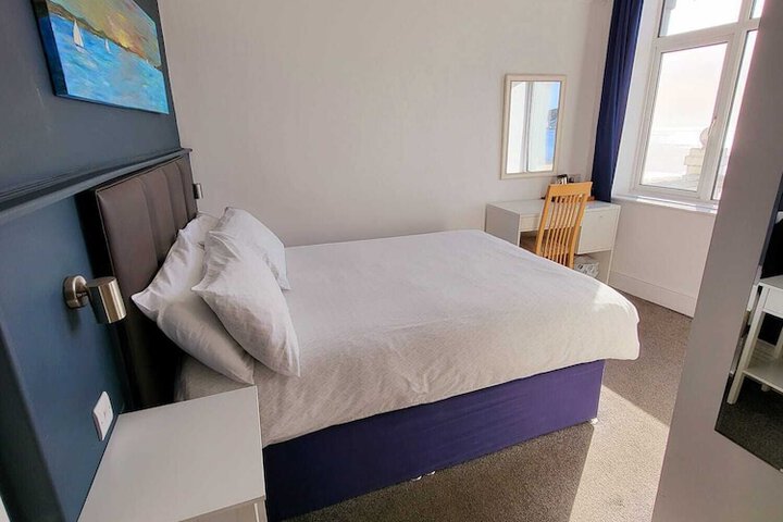 Room 14 of 56