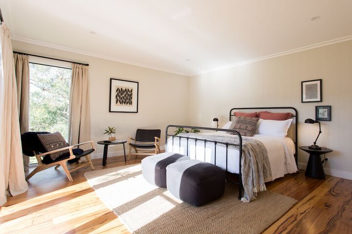 Room 5 of 27