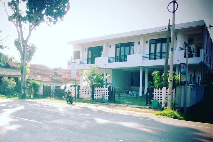 Soul Surfer Weligama