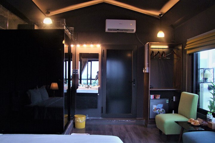 Room 41 of 117