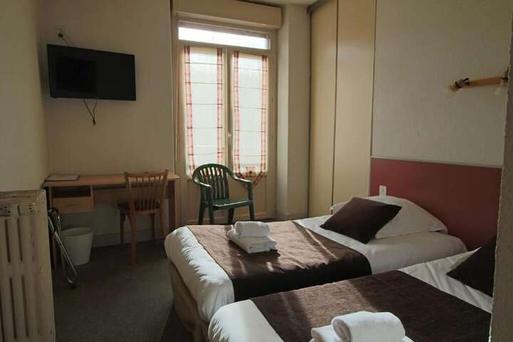 Room 15 of 44