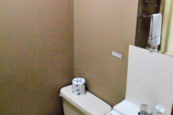 Room 50 of 81