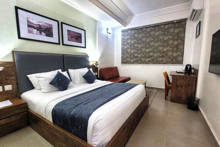 Five Clover Hotel Monestery Road