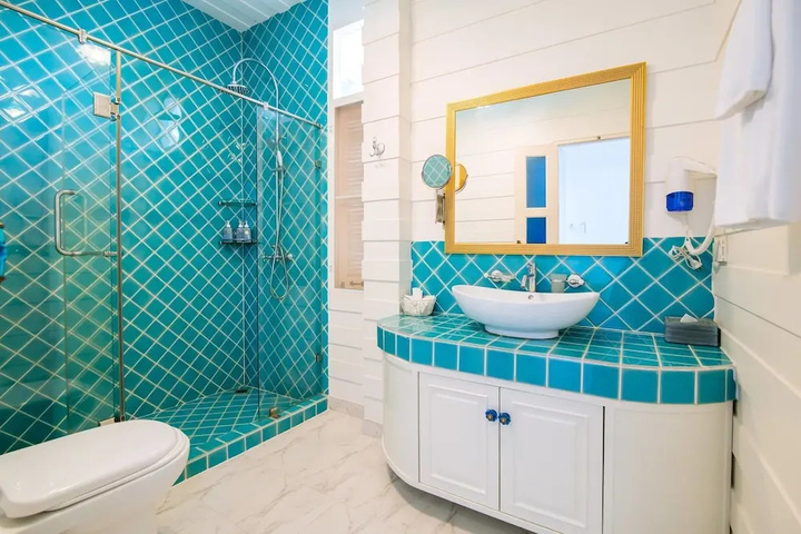 Bath Interior