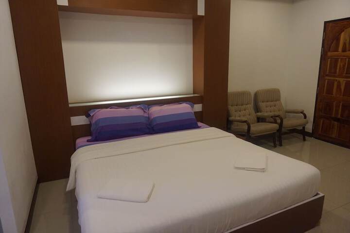 Room 5 of 29
