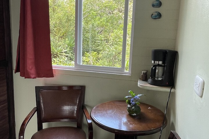 Room 50 of 107