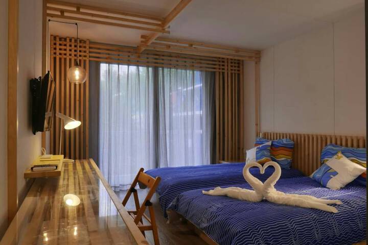 Room 8 of 54