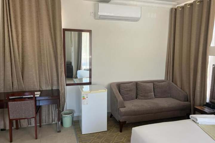 Room 5 of 57