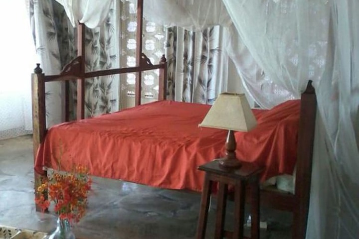 Room 10 of 34