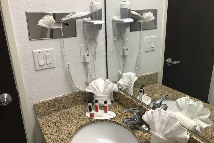 Bathroom amenities