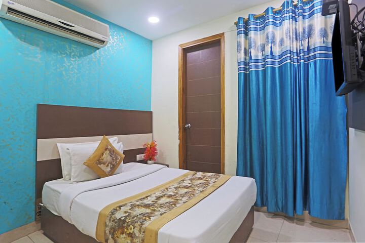 Room 21 of 51