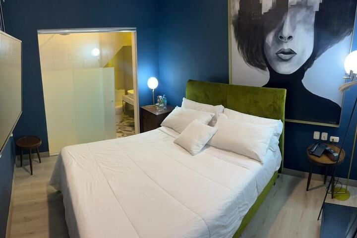 Room 16 of 50